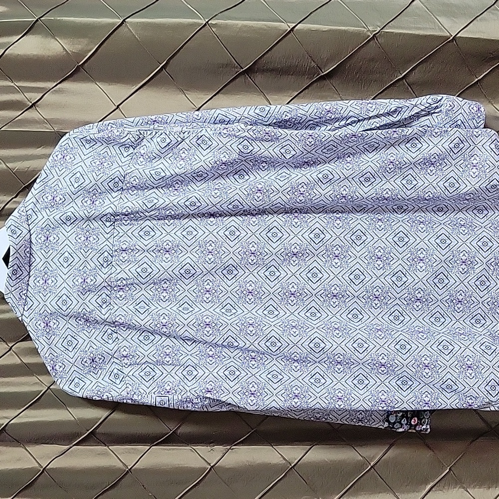 Euc- Ameri Mode Geometric Print Button Down W/Con… - image 6